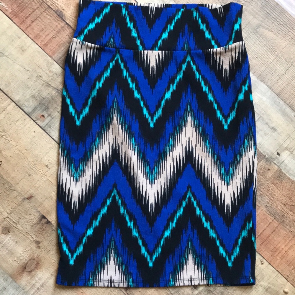 Lularoe Cassie Ikat